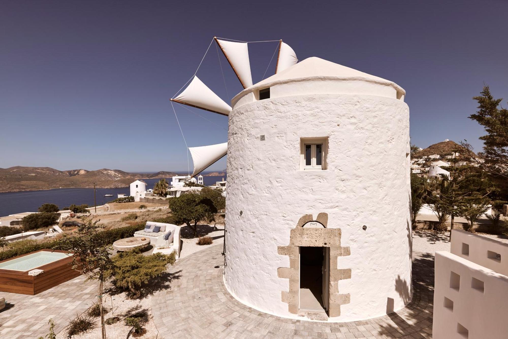 Windmill Karamitsos Since 1859 * Τρυπητή